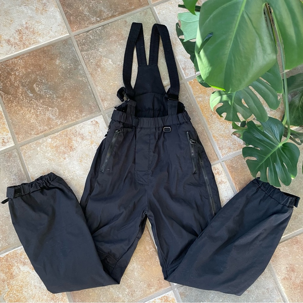 Obermeyer ski pants with removable suspenders kids 14 black snowboard winter